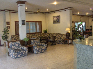 lobby - sitting area